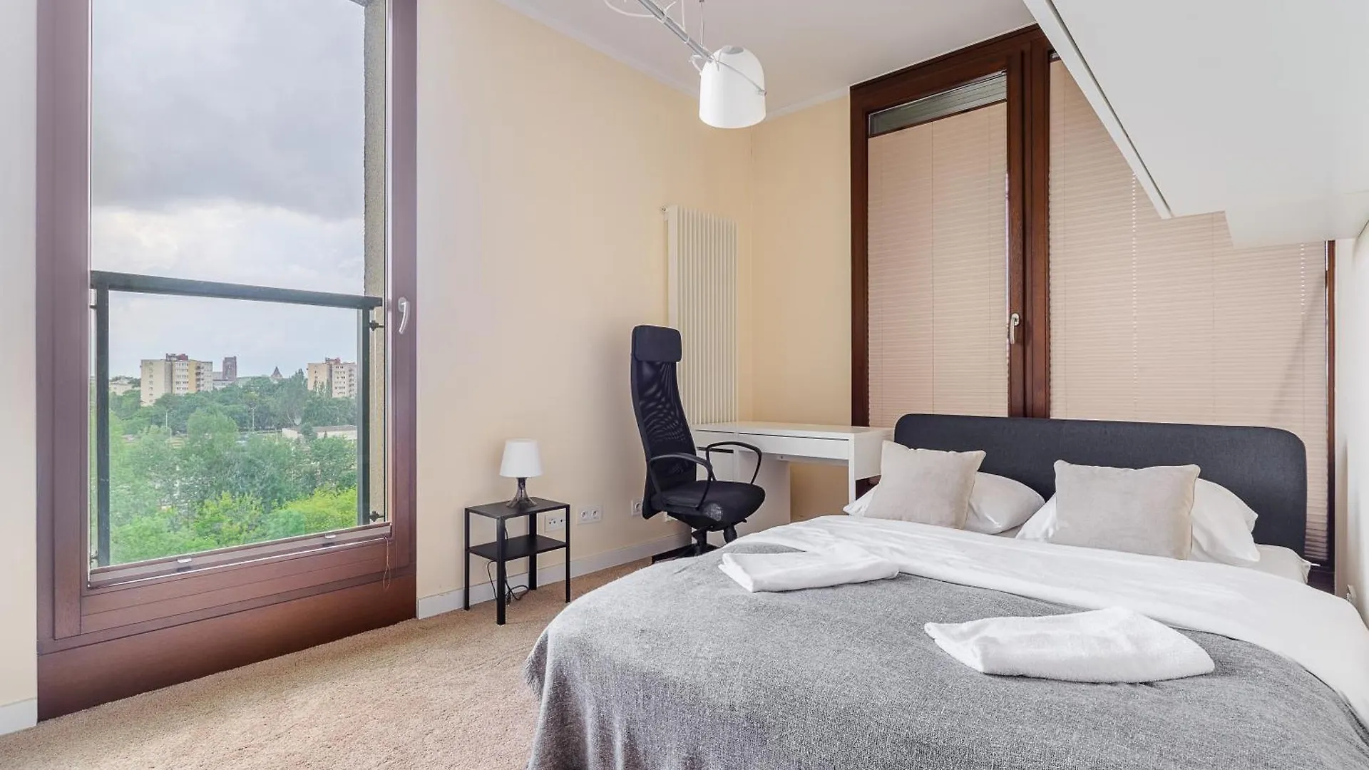 Apartment Kolejowa 45A P&O Corporate Accommodation Warsaw